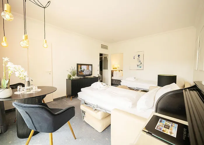 Bernstein Kastania Hotell Berlin