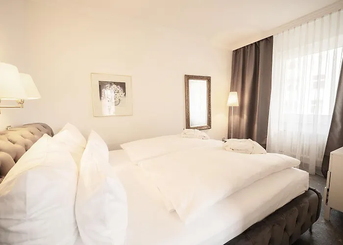 Bernstein Kastania 4*