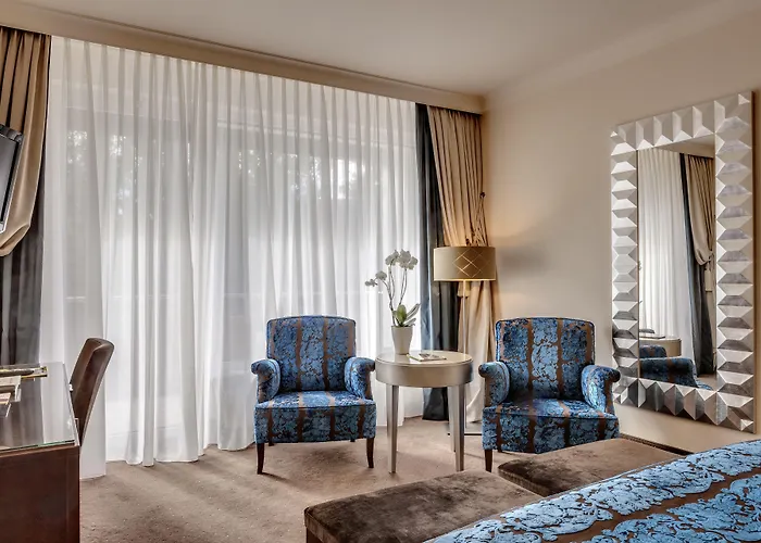 Hotell Bernstein Kastania