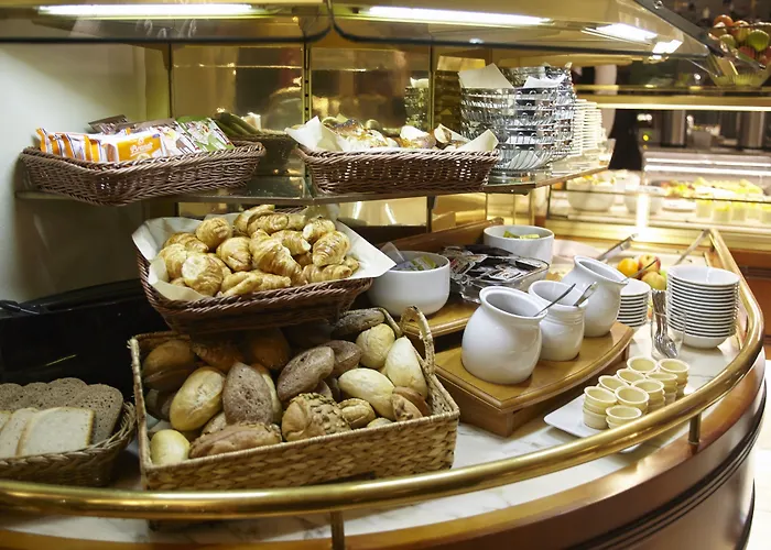 Hotell Bernstein Kastania 4*