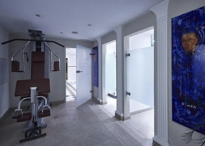 Bernstein Kastania Hotell