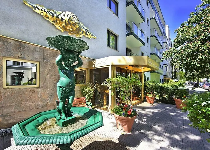 Hotell Bernstein Kastania 4*