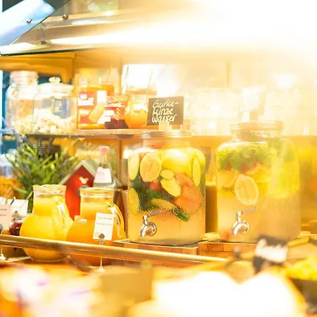 Bernstein Kastania 酒店