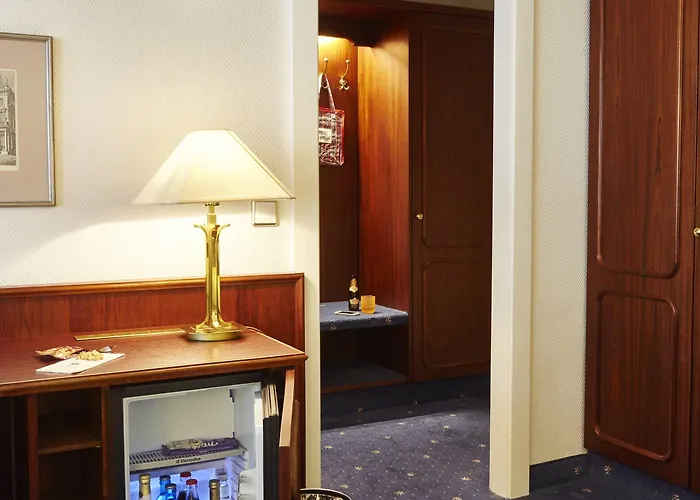 Bernstein Kastania ベルリン