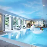Bernstein Kastania 4* Berlin