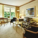 Bernstein Kastania Berlin
