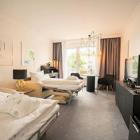 Bernstein Kastania Hotell