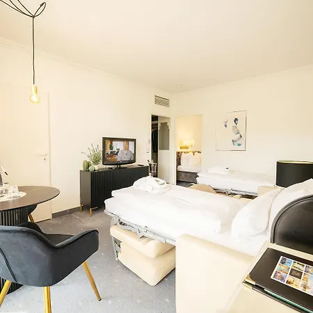 Bernstein Kastania Hotell Berlin