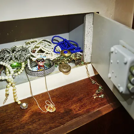 Bernstein Kastania 4*