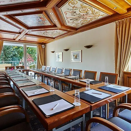 Bernstein Kastania Hotell