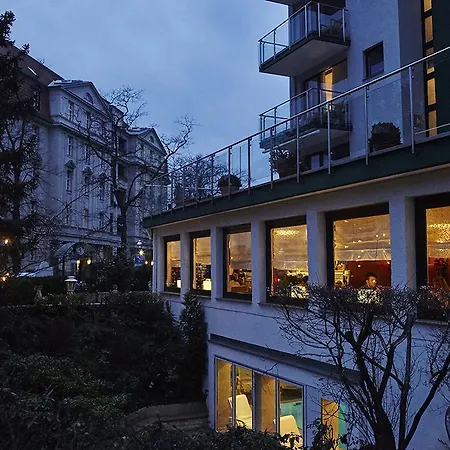 Bernstein Kastania 4*