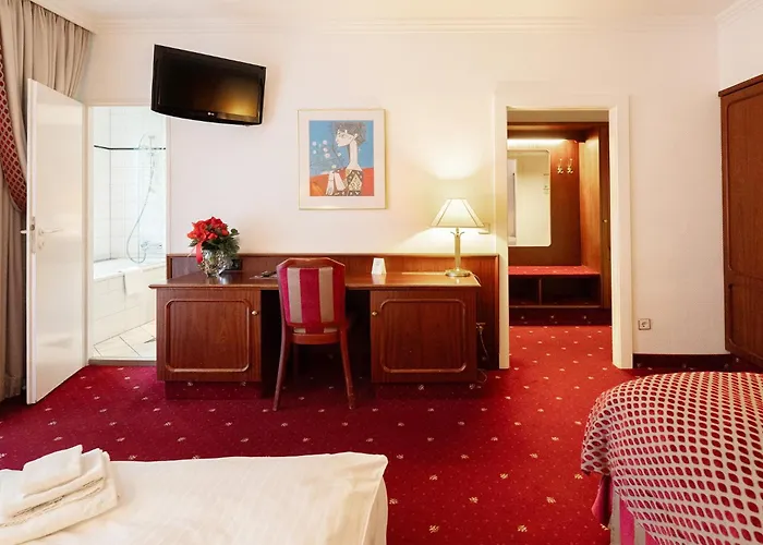 Bernstein Kastania Hotel 4*