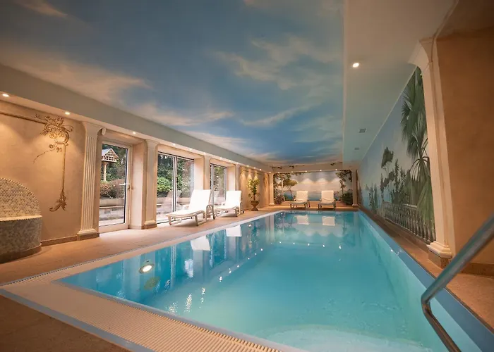 Bernstein Kastania 4* Berlin