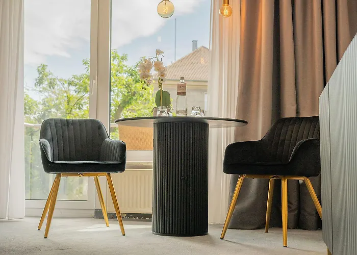 Bernstein Kastania Berlin