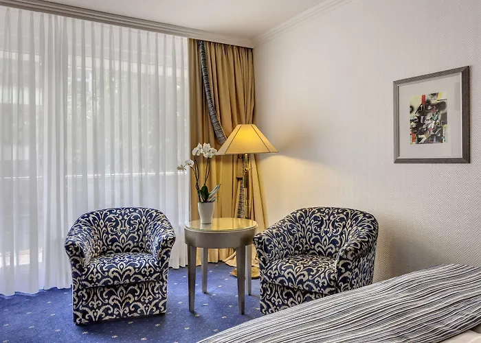 Bernstein Kastania 4*