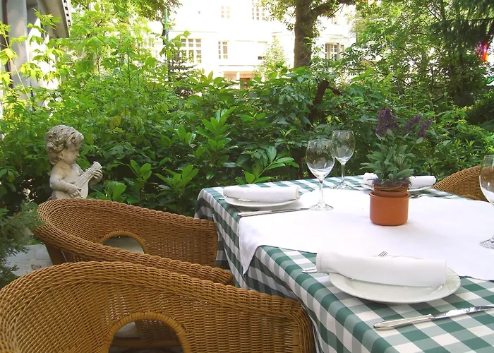 מלון Bernstein Kastania