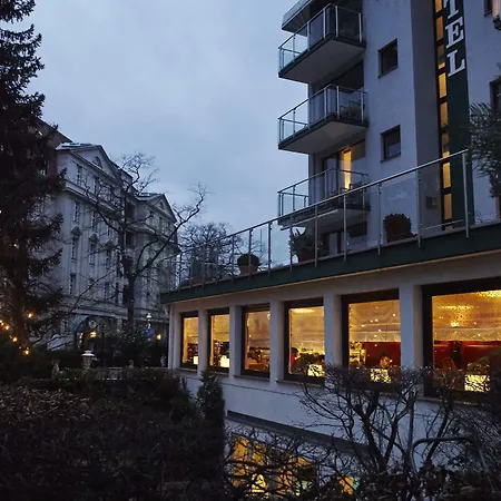 Bernstein Kastania Otel Berlin