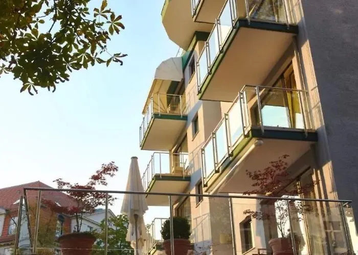 Bernstein Kastania Hotel 4*