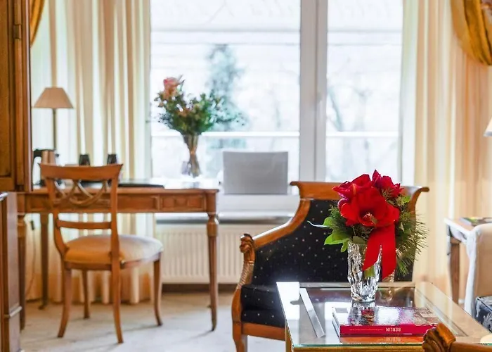 Bernstein Kastania 4* Berlin